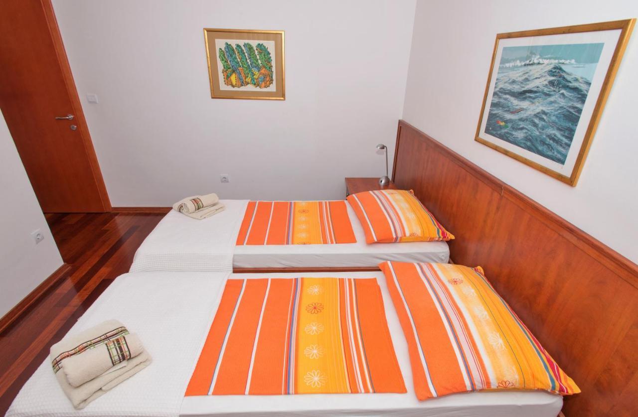 Apartments Marcela Makarska Exterior photo